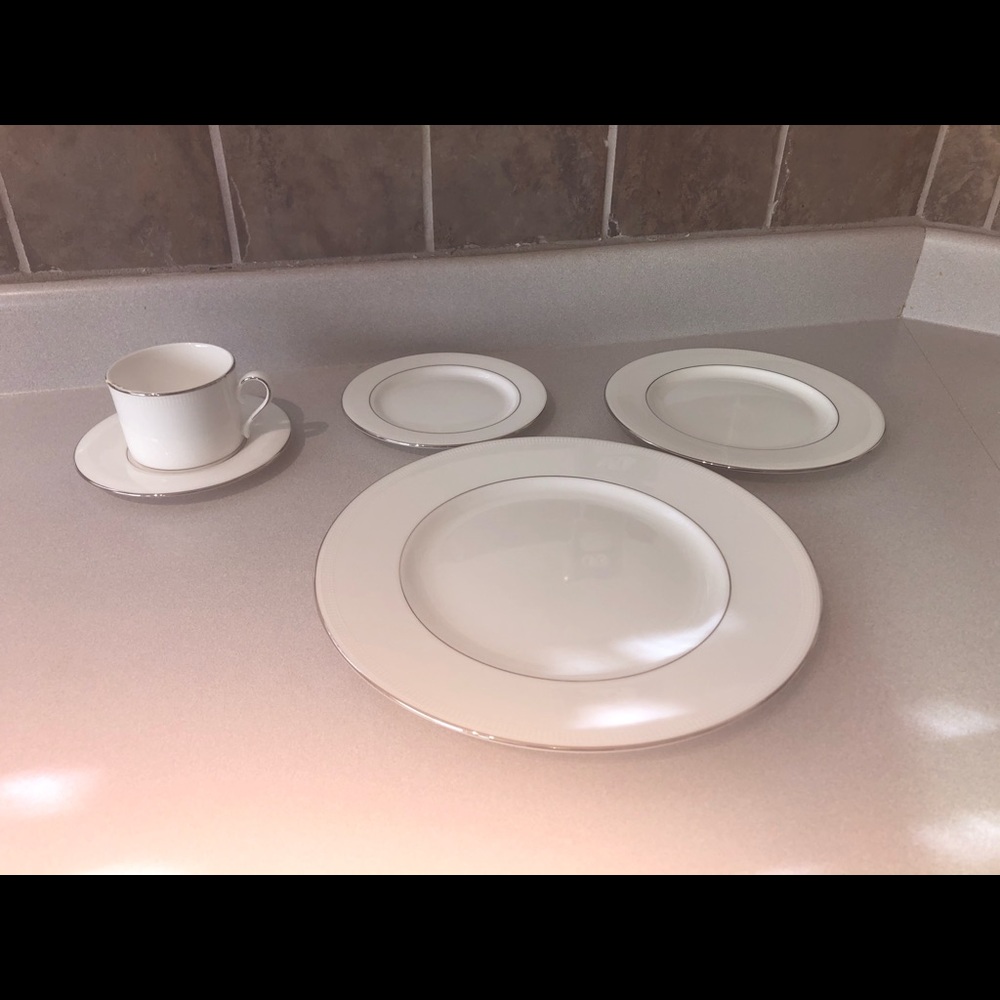 Tribeca Lenox 5 piece China set